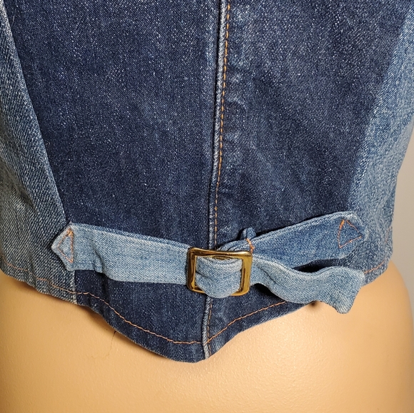 🔔Host Pick🔔 Vintage Levi & Mixed Denim Handmade Vest - Picture 6 of 6